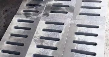 陇南 芝麻灰石材沟盖板