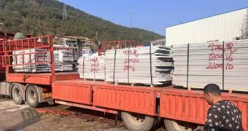 陇南 芝麻灰花岗岩光面毛板出货日常