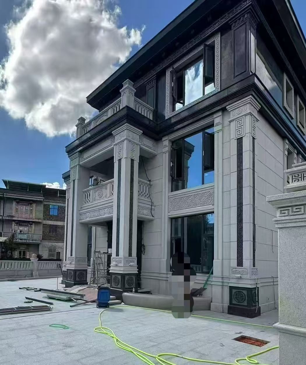 陇南 别墅干挂，芝麻白与芝麻黑完美配合